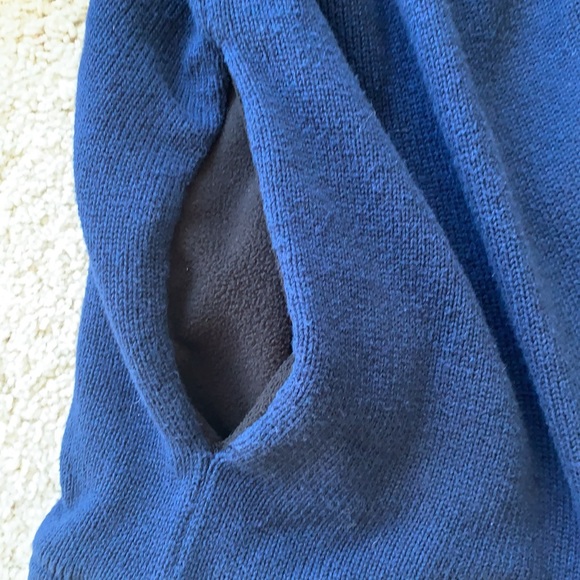 Navy blue fleece lined sweater, zip up - Picture 4 of 4